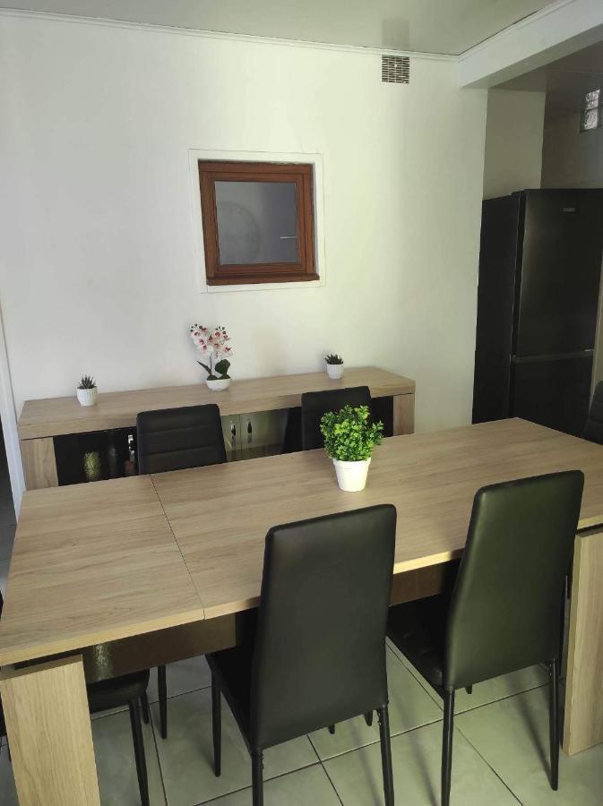 Apartamento Location Saisonniere Les Bibassiers Le Tampon Exterior foto